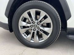 Toyota Venza 2.0L CVT FWD Luxury - фото 16