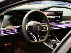 BMW i7 eDrive50L Leading M Sport Package - фото 20