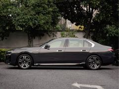 BMW i7 eDrive50L Leading M Sport Package - фото 3