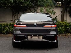 BMW i7 eDrive50L Leading M Sport Package - фото 4