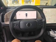 Volvo XC70 Plug-in Hybrid Two-Wheel Drive Long Range Core - ფოტო 10