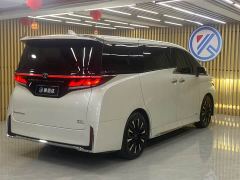 Toyota Vellfire Crown Hybrid 2.5L Executive Premier Edition - ფოტო 11