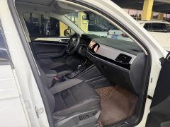 Volkswagen Taos 280TSI FWD Luxury Smart Connected Edition - фото 3