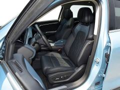 Voyah Lantu FREE Four-Wheel Drive Standard Extended Range Version - ფოტო 11