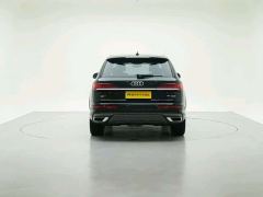 Audi Q7 55 TFSI quattro S line Sport - фото 6