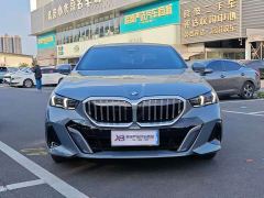 BMW 5 Series 530Li Luxury M Sport Package - фото 2