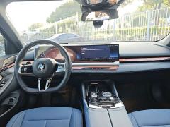 BMW 5 Series 530Li Luxury M Sport Package - фото 7