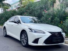 Lexus ES 200 Premium Edition - фото 3