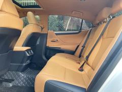 Lexus ES 200 Premium Edition - фото 6