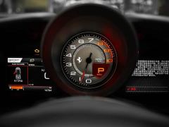 Ferrari F8 Tributo 3.9T V8 - ფოტო 18