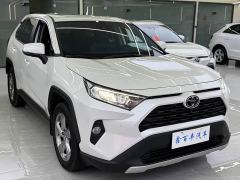 Toyota RAV4 2.0L CVT FWD Fashion Plus - photo 3