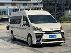 Toyota HIACE 3.5L Automatic - ფოტო 3