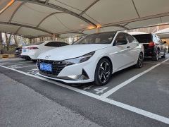 Hyundai Elantra 1.5L CVT Luxury - ფოტო 1