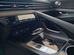 Hyundai Elantra 1.5L CVT Luxury - ფოტო 7