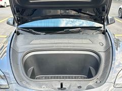 Tesla Model Y Rear-Wheel Drive - ფოტო 19