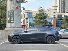 Tesla Model Y Rear-Wheel Drive - ფოტო 7