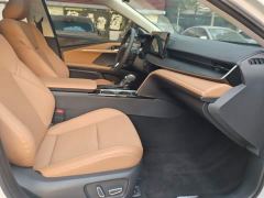 Toyota Camry 2.0GVP Luxury Edition - фото 5