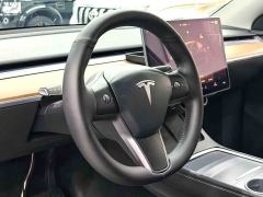 Tesla Model Y Long Range All-Wheel Drive - ფოტო 11