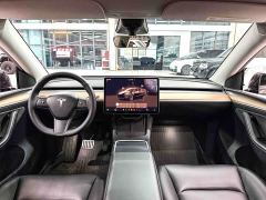 Tesla Model Y Long Range All-Wheel Drive - ფოტო 9