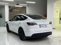 Tesla Model Y Facelift Rear-Wheel Drive - photo 4