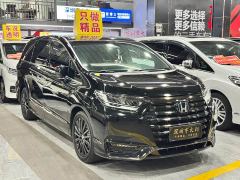 Honda Odyssey 2.0L e:HEV Luxury - ფოტო 3