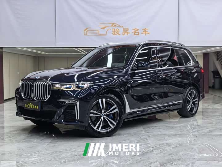 BMW X7 xDrive40i M Sport Luxury Package - автомобиль из Китая