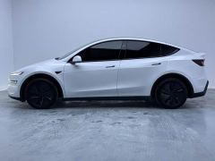 Tesla Model Y Rear-Wheel Drive - photo 11