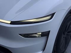 Tesla Model Y Rear-Wheel Drive - photo 18