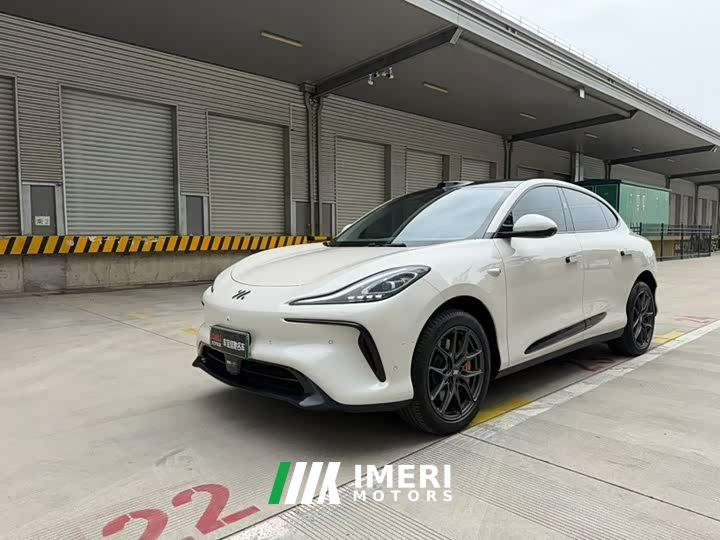 IM Motors Zhiji LS6 Max Standard Edition - ავტომობილი ჩინეთიდან