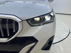 BMW 5 Series 530Li Premier M Sport Package - photo 6