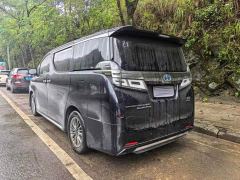 Toyota Vellfire Crown Hybrid 2.5L HV Premium Edition - photo 4