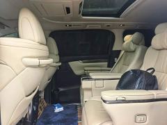 Toyota Vellfire Crown Hybrid 2.5L HV Premium Edition - photo 8
