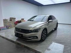 Volkswagen Magotan 330TSI DSG Luxury - ფოტო 1
