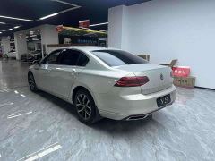 Volkswagen Magotan 330TSI DSG Luxury - ფოტო 6