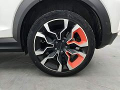 Lynk & Co 06 1.5T Halo Edition - фото 11