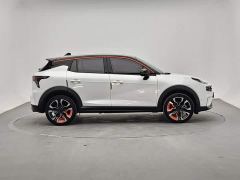 Lynk & Co 06 1.5T Halo Edition - фото 3