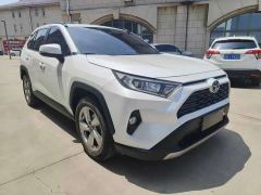 Toyota RAV4 2.0L CVT FWD Style Edition - photo 1