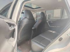 Toyota RAV4 2.0L CVT FWD Style Edition - photo 6