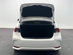 Toyota Corolla 1.2T S-CVT Luxury - ფოტო 11
