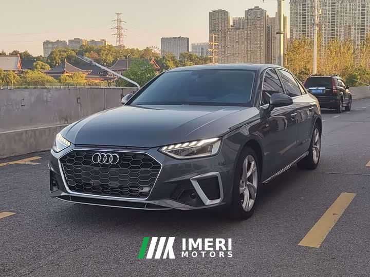 Audi A4L 40 TFSI Fashion Dynamic