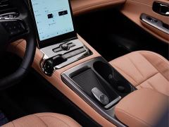 NIO ES8 415KM Six-Seater - ფოტო 16
