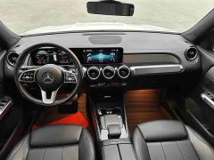 Mercedes-Benz GLB 180 Fashion - ფოტო 11