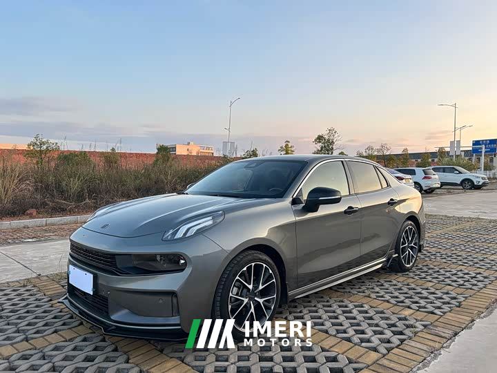 Lynk & Co 03 1.5T DCT Jìn Champion Edition - car from China