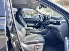 Toyota Highlander Hybrid 2.5L AWD Premium 7-Seater - photo 19