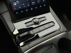 NIO ES8 580KM Six-Seater - ფოტო 17