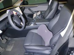 Tesla Model Y Rear-Wheel Drive - photo 16