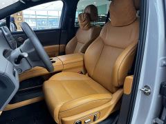 Li Auto i8 Standard Edition - ფოტო 11