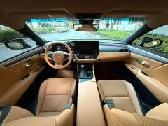 Lexus ES 200 Premium Edition - ფოტო 4