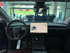 Tesla Model Y Long Range All-Wheel Drive - photo 9