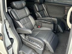 Honda Odyssey 2.0L e:HEV Luxury - ფოტო 8